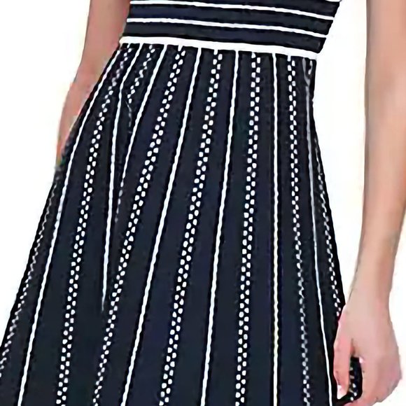 NEW Tommy Hilfiger Striped Cotton-Blend Fit-and-Flare Knitted Dress in Navy, S - Picture 7 of 14